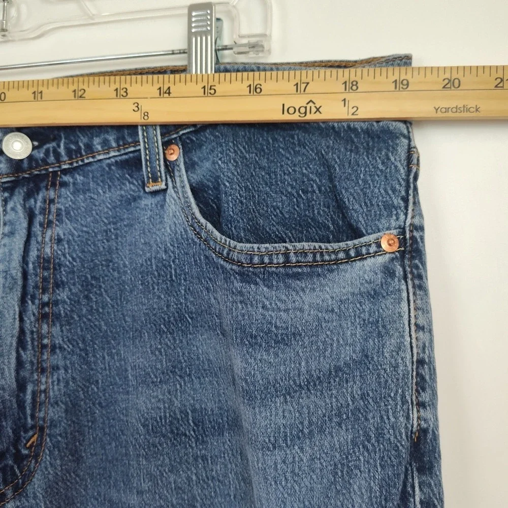 Levi's 541 Jeans‎ Men's Size 38 x 32 Med. Blue Wash Straight Leg